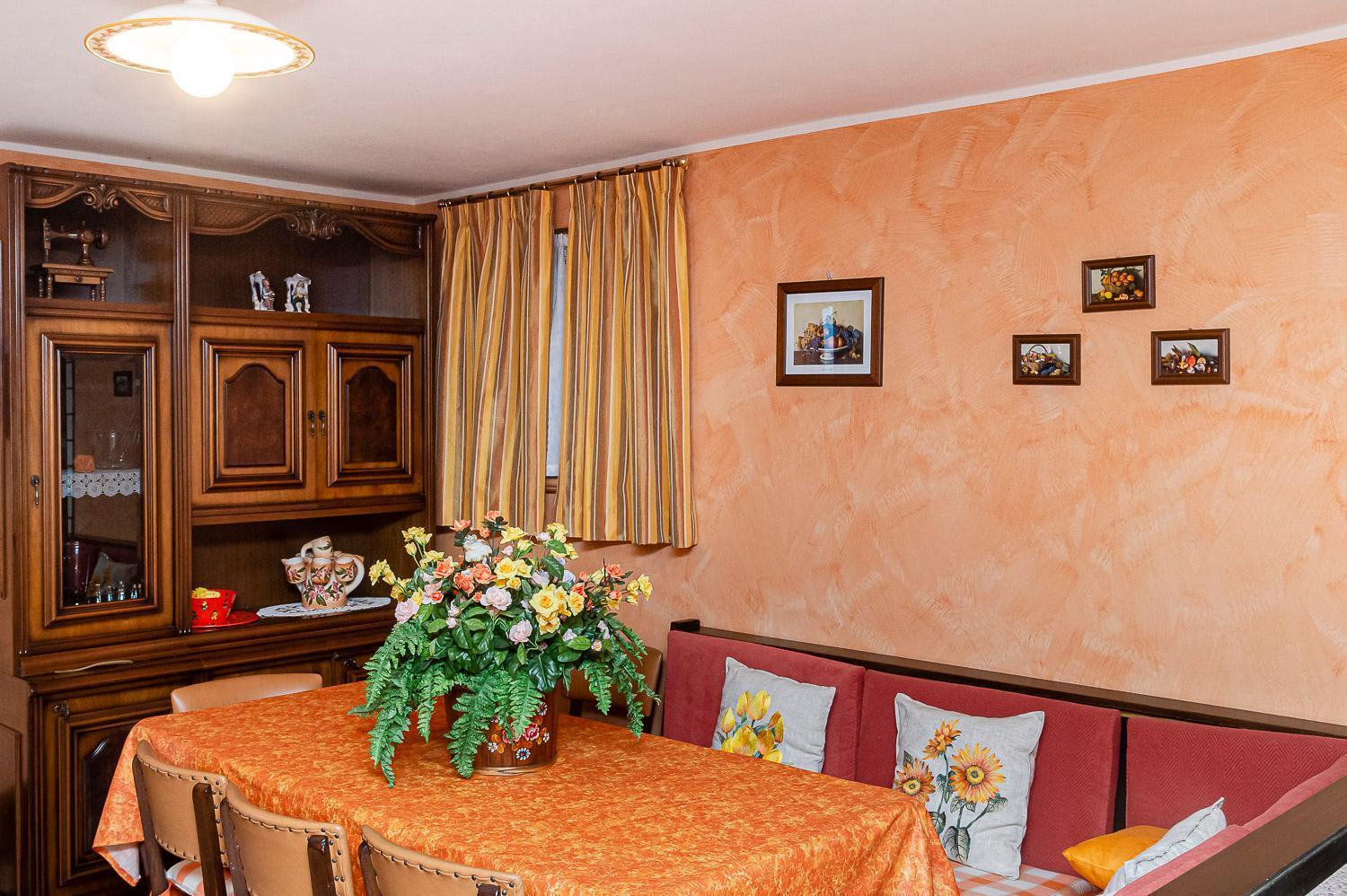 Villa Family Gb - Dimora Fiorita Armeno Esterno foto